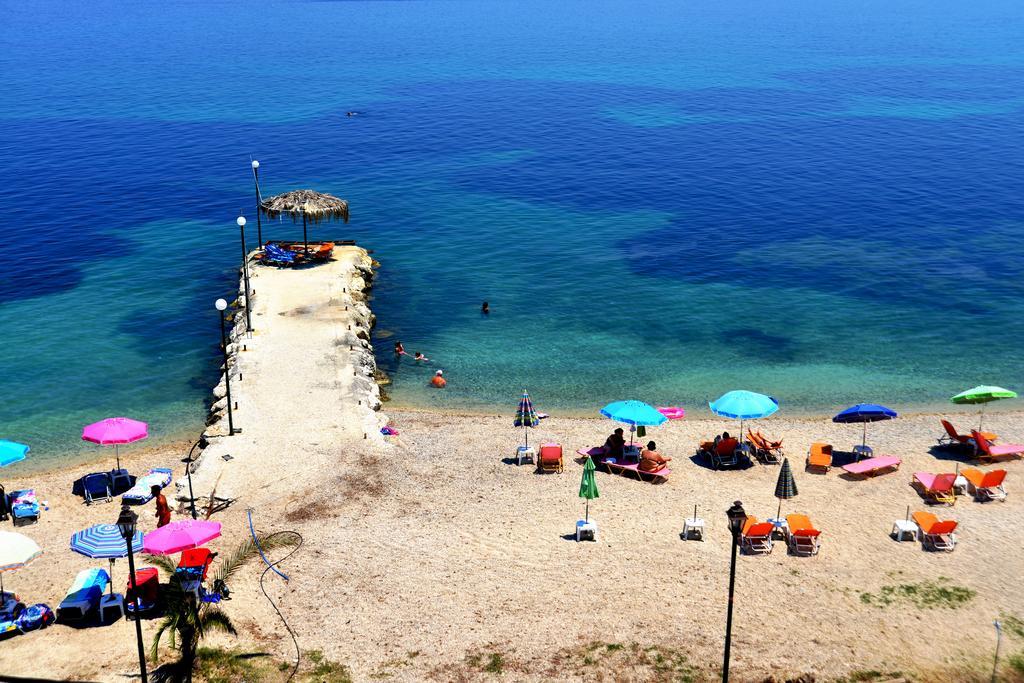 Eros Beach Hotel Benitses  Extérieur photo